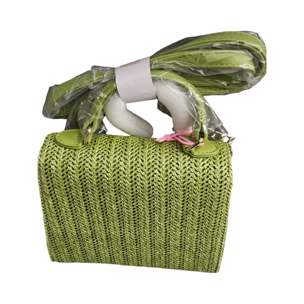 NWOT Green Woven Straw Handbag - Picture 6 of 15